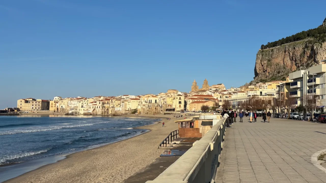 Die Promenade von Cefalù