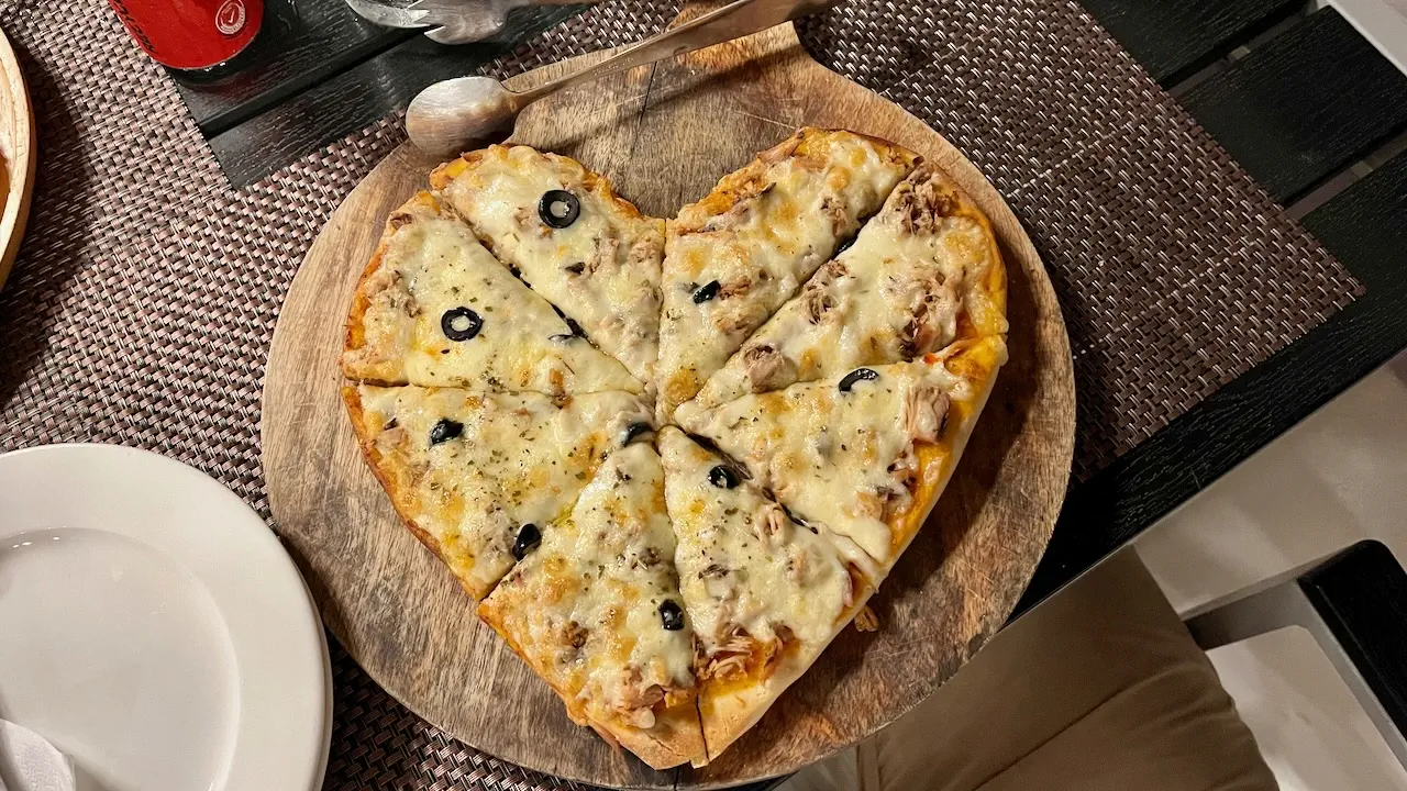 Pizza auf Ukulhas