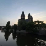 Metz Temple Neuf in der Abenddämmerung